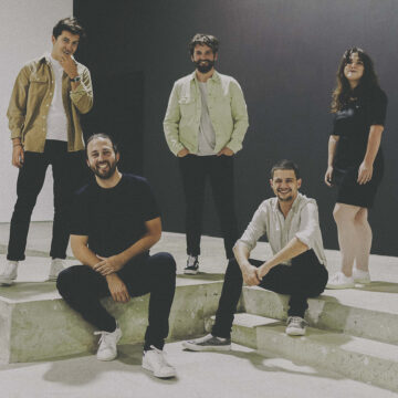 The Amber Day, nouvelle signature Booking